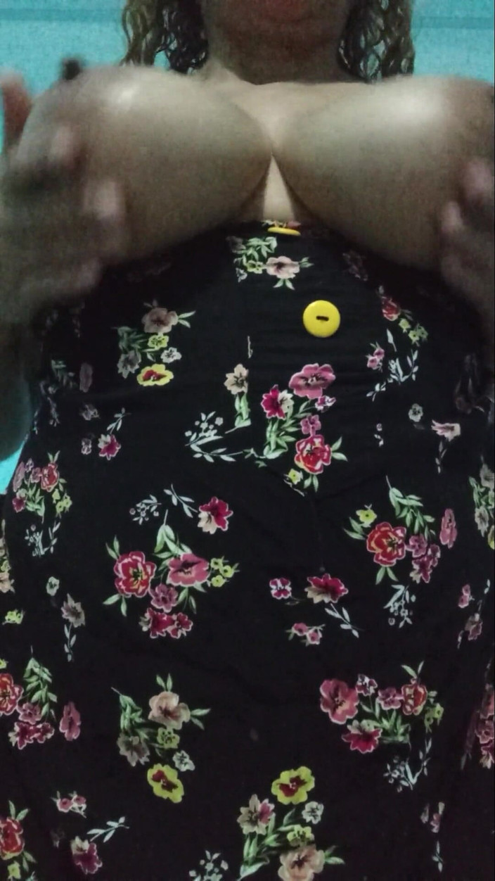 Lobicam: Сексуальная мачеха с большой грудью, чувственная и горячая