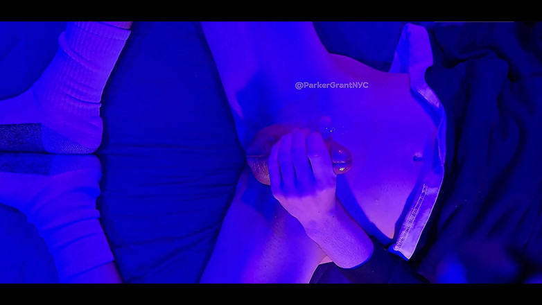 Parker Grant NYC: Könnte eine helfende Hand benutzen ... oder zwei