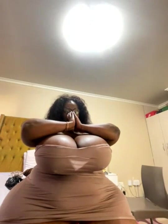 Legendary Booty Overdose: BBW Moaning Fetish &amp; Tits Worship