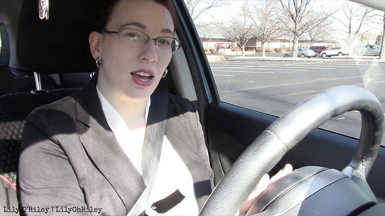 Lily O'Riley: Seatbelt sensuale