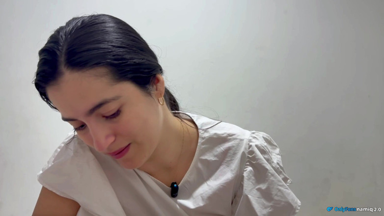 NamiQsein: Сюрприз, подарунок зведена сестра відмовляється від своєї пизди, щоб зробити його щасливим