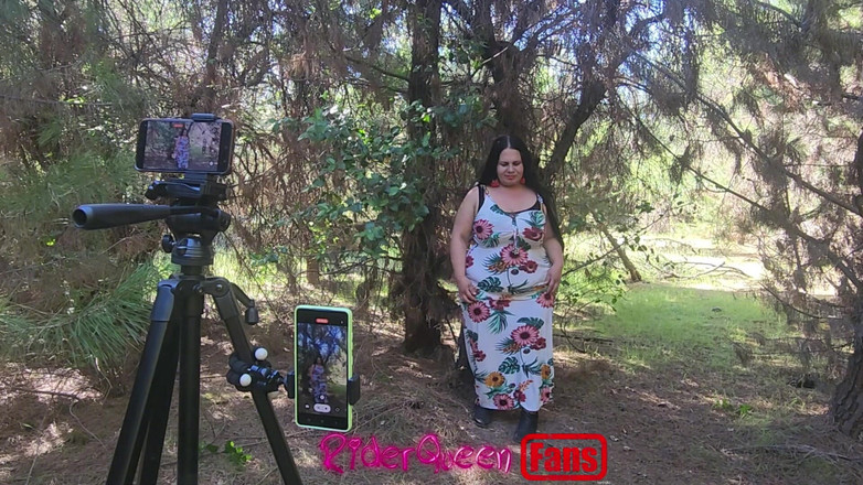 Riderqueen BBW Step Mom Latina Ebony: Riderqueen solo, al aire libre, videos para fanáticos