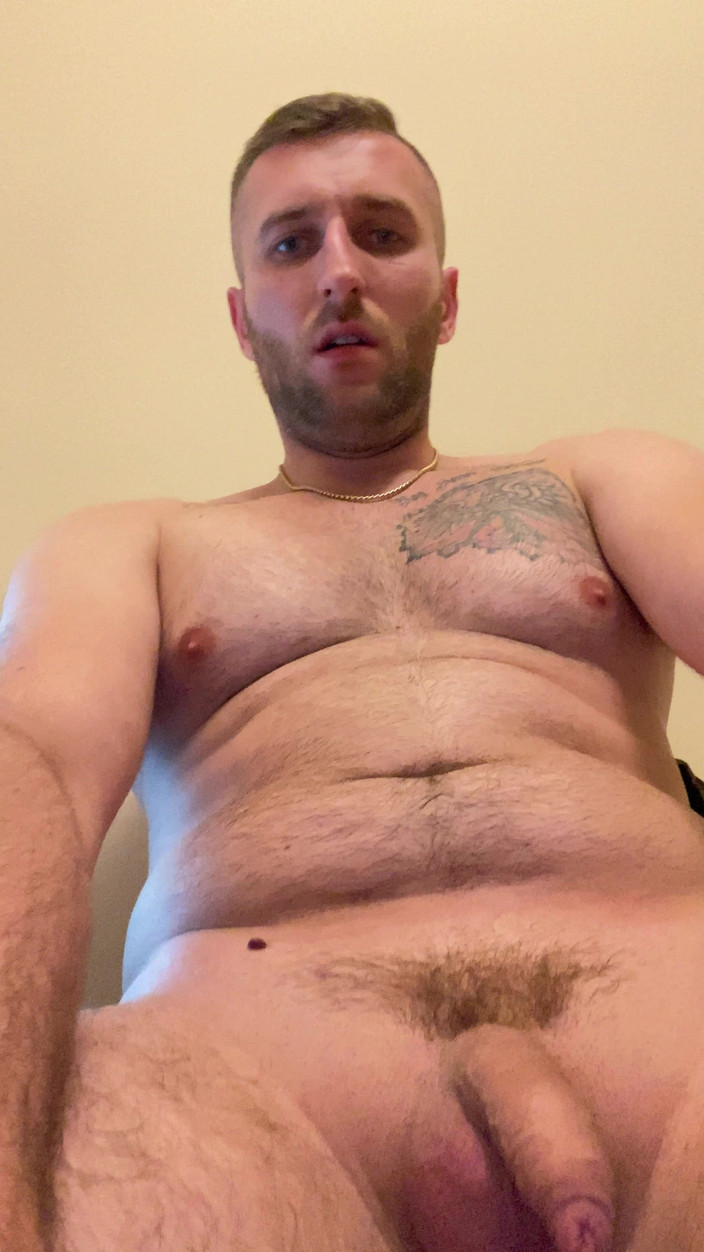 Barti Rede: 白いセクシーなTバックで