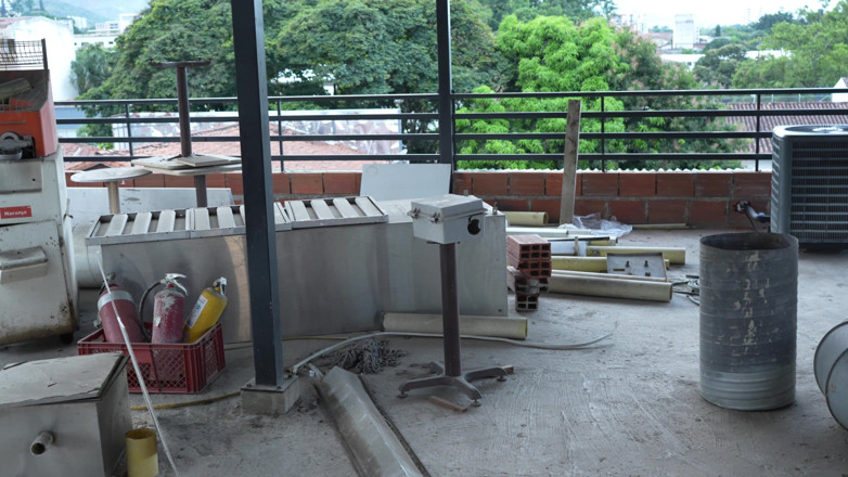 Devil Khloe: Builder Fucks His Big Ass Boss with His Big BBC -...