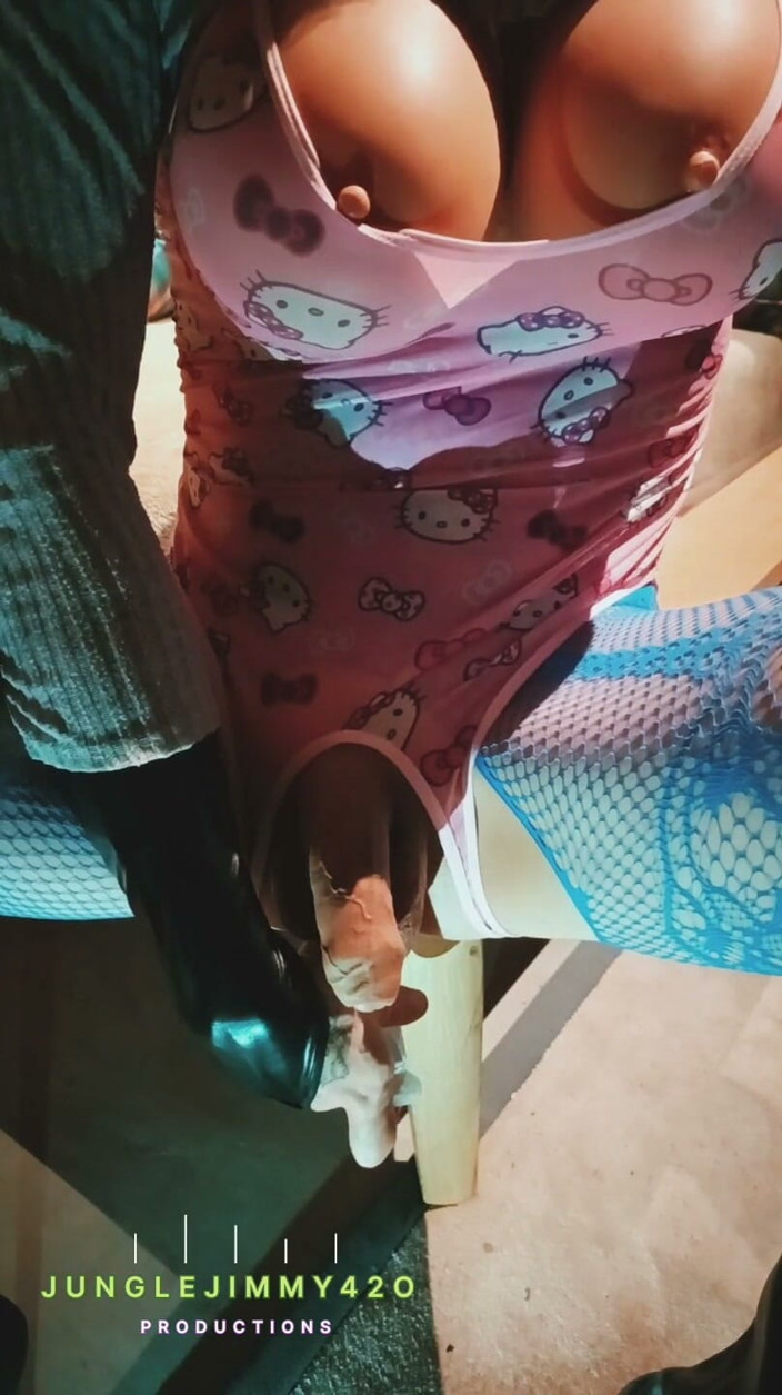 El Cheffe: Hello Kitty Hard Anal Dildo