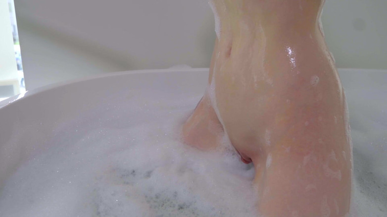 Piper Blush: Spălându-mă pentru tati vitreg