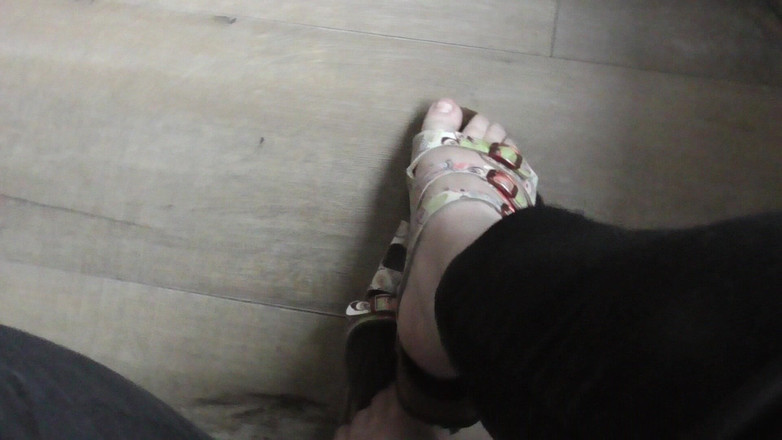 tammara big: 슬리퍼가 내 발과 잘 맞았다