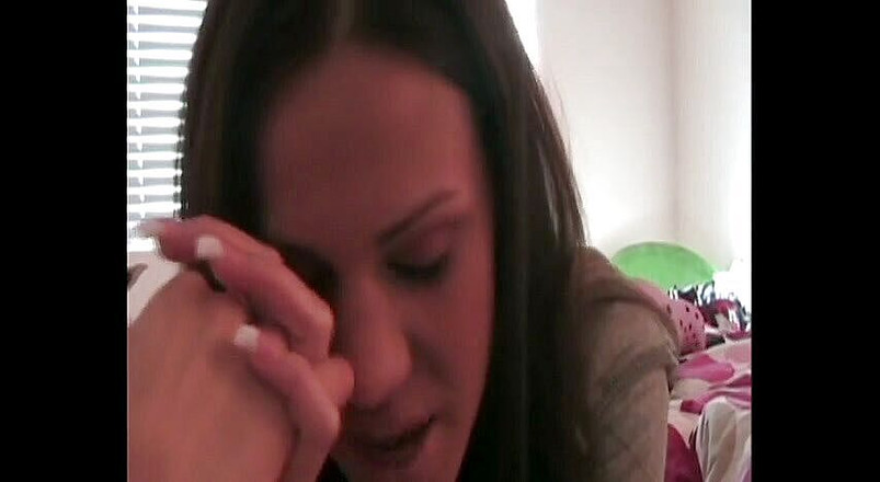 Femdom Austria: Remaja yang bercakap kotor mengusik