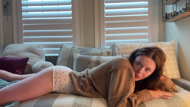 Nadia Foxx: Bạn thân học được frisky