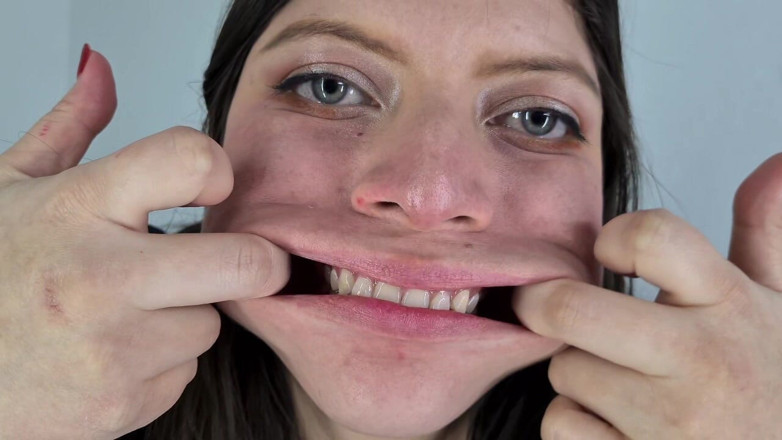 Alice H: Mouth Fetish