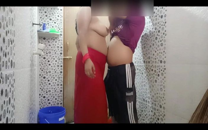 Indian hardcore: मेरी वर्जिन पूर्व प्रेमिका बाथरूम के बगल में हार्डकोर सेक्स