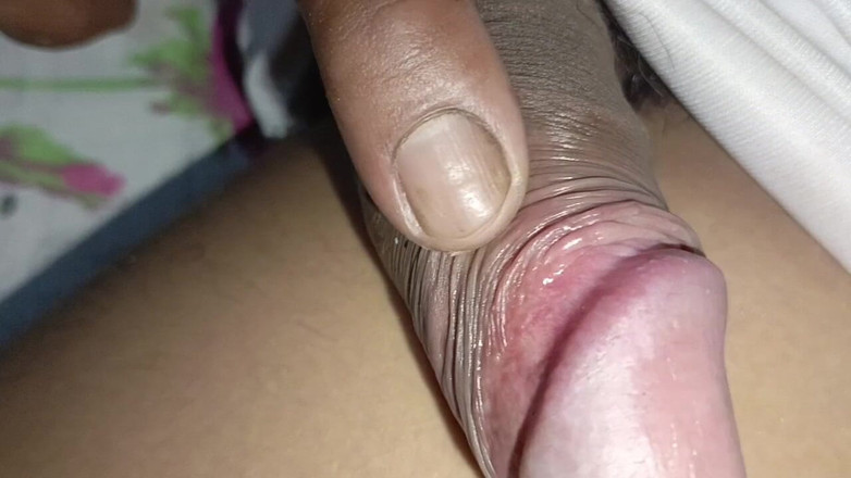 AdmHell: Kuk har redan ejakulerat spermier