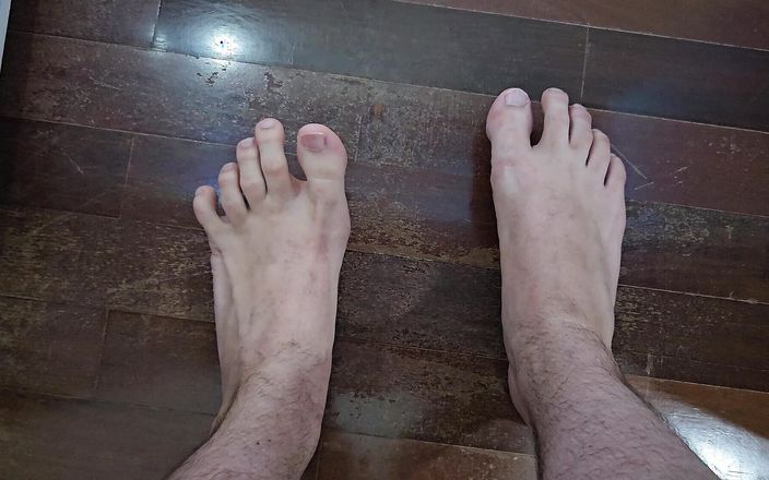 Lk dick: Dick, Feet and Cum - Feet Fetish
