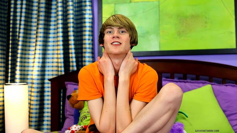 Lollipop Twinks: 흑인 대물 자지에게 따먹히는 18살 소녀