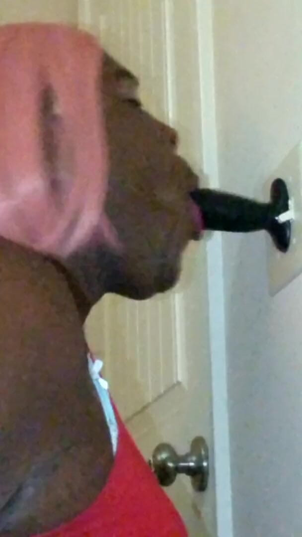 Kyla Throatz: Kyla Throatz em It Again