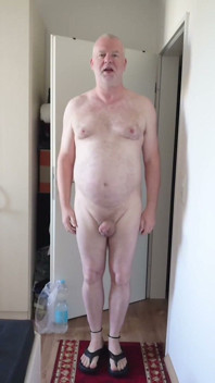Nudo Ballo Lento Con Pene Duro
