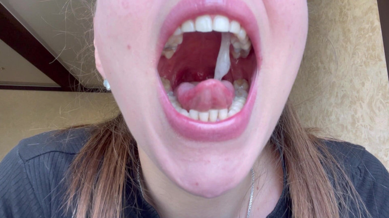 Hottie goddess: Van dichtbij en persoonlijk: spuug, slijm en keel magische pov