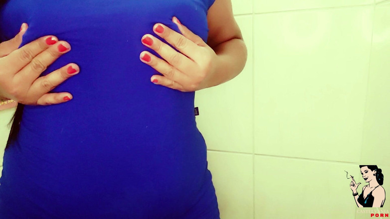 Beatriz De Jesus Silva: Suellen Santos - камера безпеки ловить модель