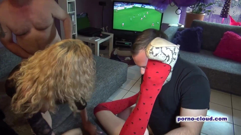 Trans Cloud: 111 minutes piercing MILF party with violet hair ebony tranny -...