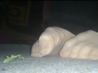 Carmen_Nylonjunge: My Horny Nylon Feet at the Ground