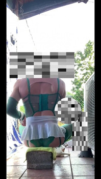 Lingerie seksi femboy
