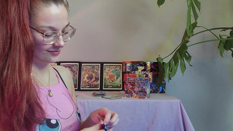 petitesubkitten: Novas chamas obsidianas puxam o cartão completo da caixa