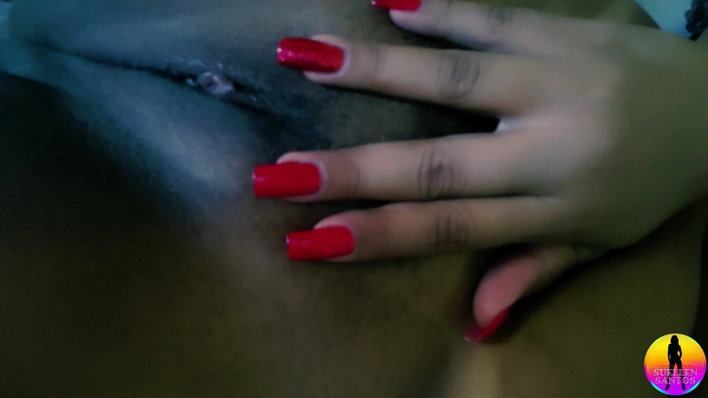 Suellen Santos: 我的阴户因为坚硬而着火了，我觉得给爸爸加糖