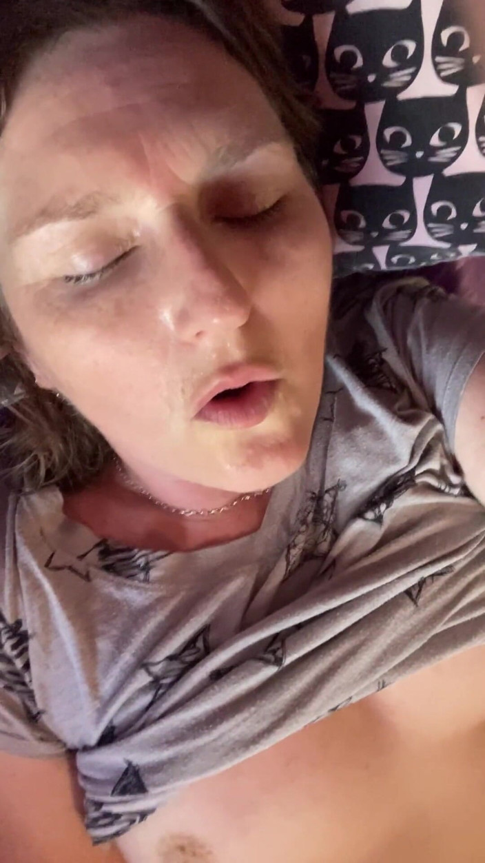 MistressWriggler: First Orgasm in Weeks!