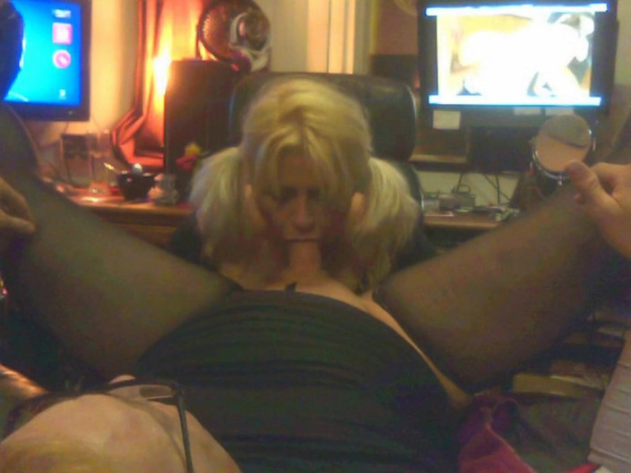 Smokling Hot Ass3: Flera orgasmer i halsen