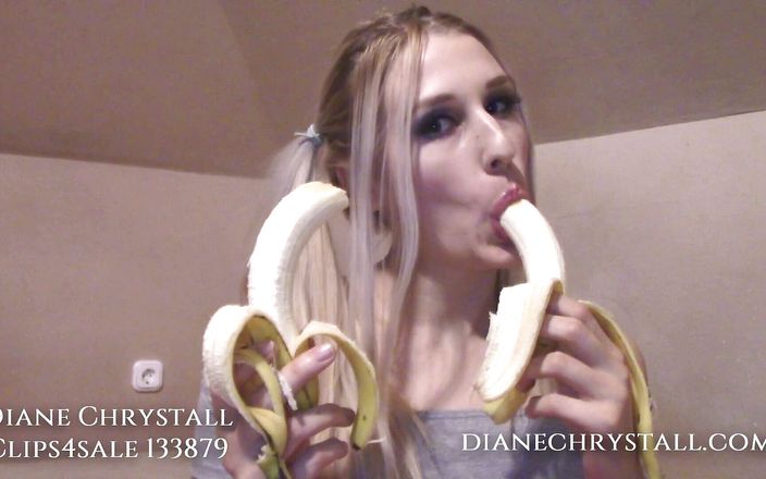 Diane Chrystall: Me encantan los plátanos! ¡Aliméntame papi!