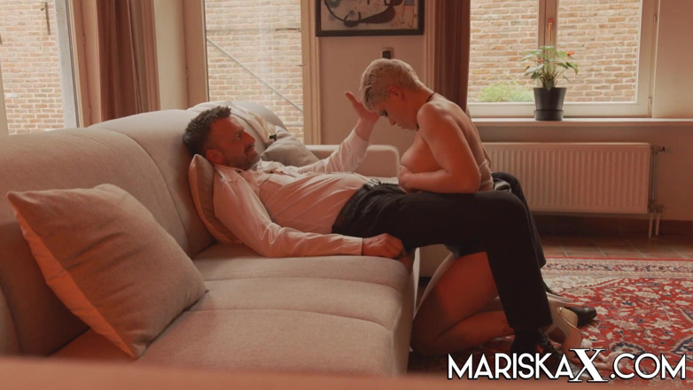 Mariska x: MARISKAX - Big tit blonde MILF has her ass stuffed