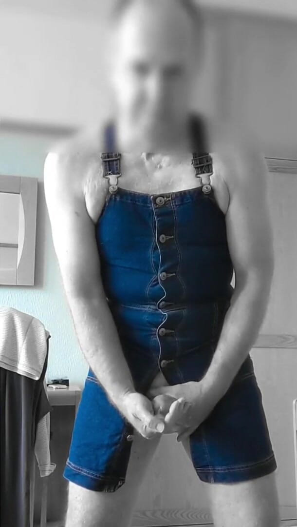 Bellhead: Vestido pinafore de movimento reverso