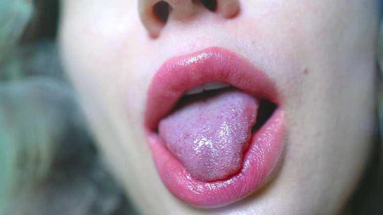 Rarible Diamond: Nude suculento beijo