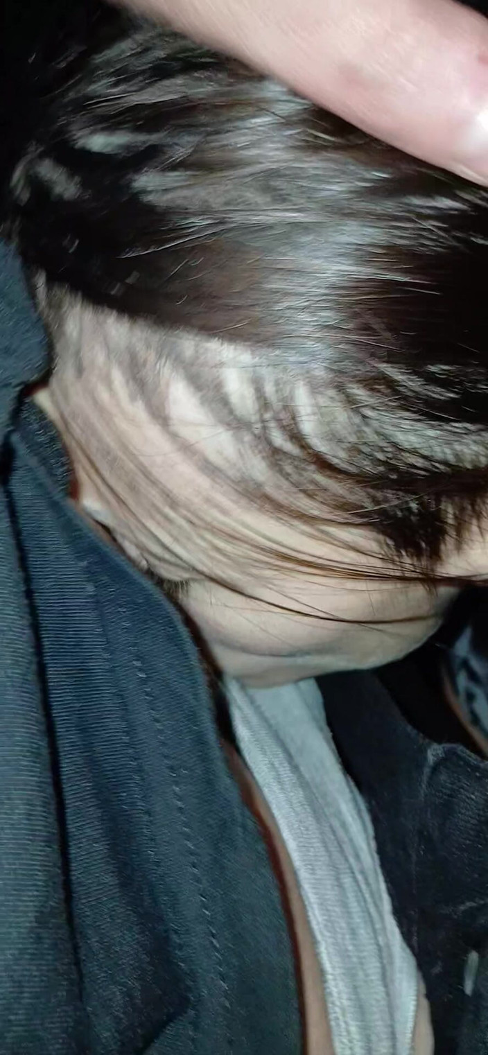 Lesbian-illusion: Si Dia Meminjamkan Saya Terhadap Pokok Di Taman Dan Greedily...