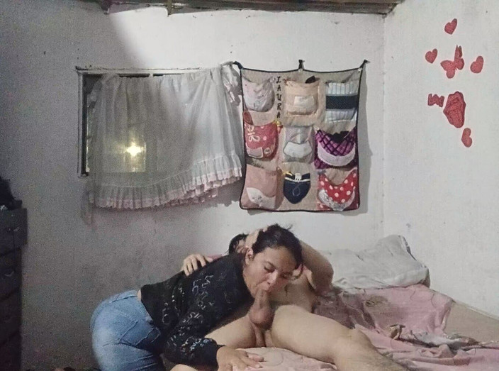 Artemisa74: Madrasta, por que você começa a gravar seu celular? - acalme...