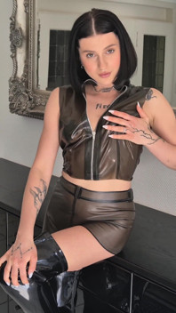 How Do You Like My Latex Outfit? or Should I Take It off?