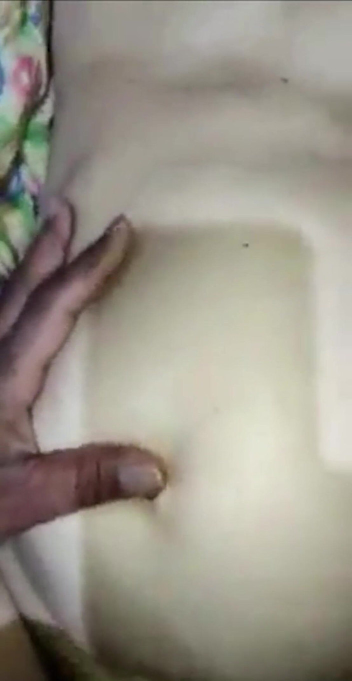 Parihema: Am Făcut Sex Cu Adevărata Mea Mamă Desi Acasă.