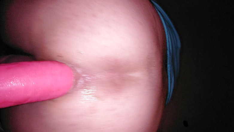 Robert Maximum: 핑크 자지