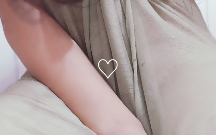 Sonisinghh: Sexy holka v koupelně