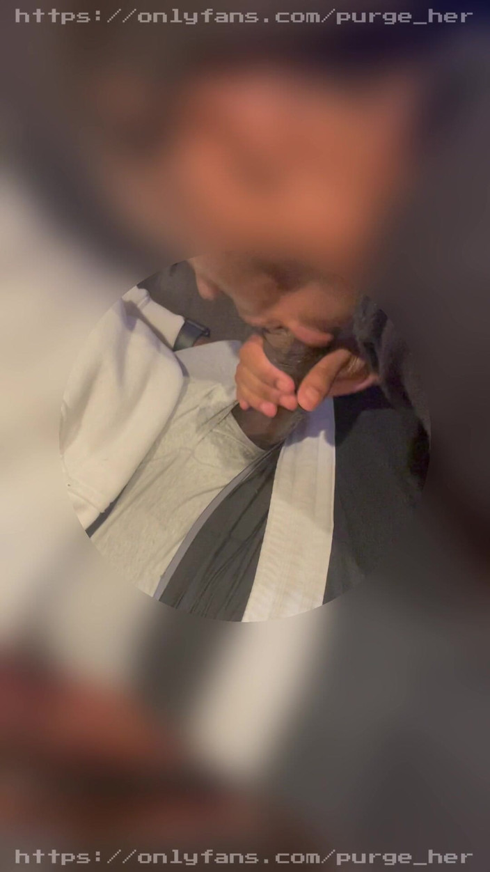 Purge_her: अगले शुक्रवार को मेरा लंड चूसा हुआ देखना