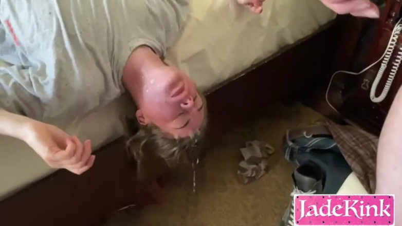 Jade Kink: Skutečná sexy přítelkyně v krku Obrovský penis
