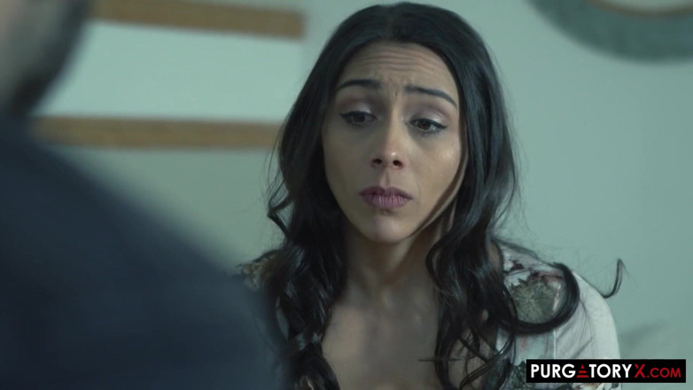 PurgatoryX: Petite Lilly Hall faz garganta profunda no padre