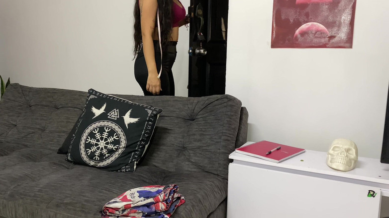 Chia 369: 裁缝忍不住诱惑！- 西班牙语色情