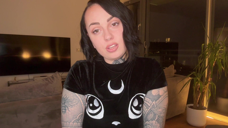 Miss Valentina: Ejakulator dini yang memalukan JOI