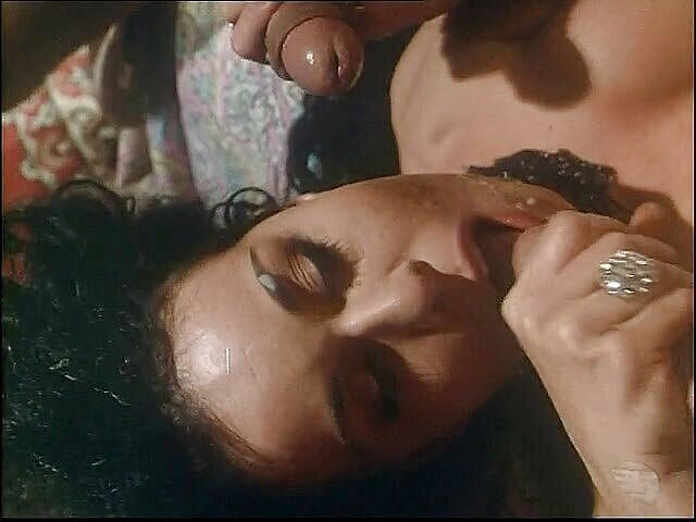 Xtime Network: बालों वाली लड़कियों की तीन लोगों वाली चुदाई और नंगा नाच