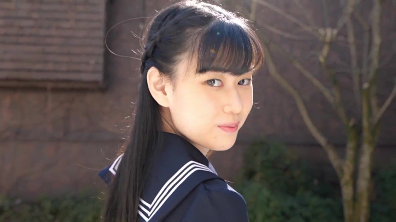 Strix: Hitomi Yoshikawa - saya akan menghisapnya
