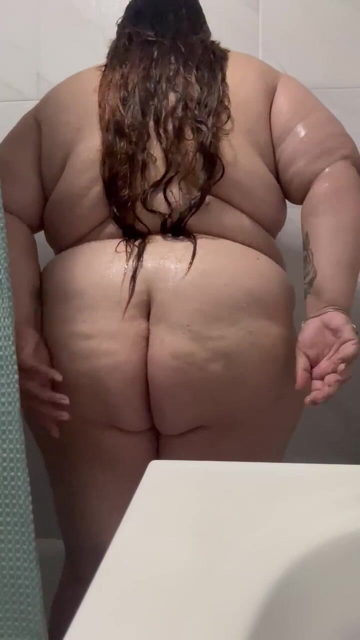 Divinity2323: Můj velký baculatý zadek