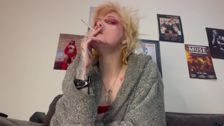 Glitterqueen1999: Smoking a Cigarette Compilation New Vids