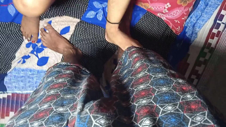 FireeCouple: 浴室 se nahakar niaklte hi 妻子 ko jabrdasti Choda - Firecouple 孟加拉性爱