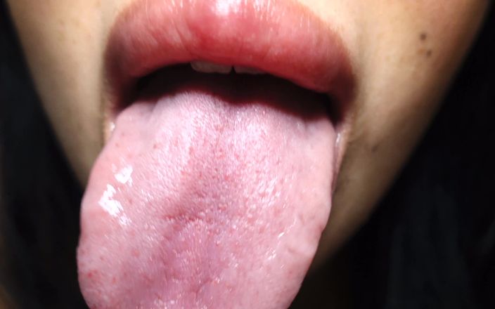 Asmr_mouth: Leccata delle lenti sexy sexy e sensuale